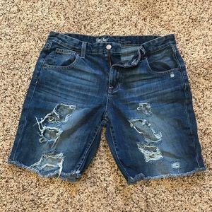 Distressed shorts
